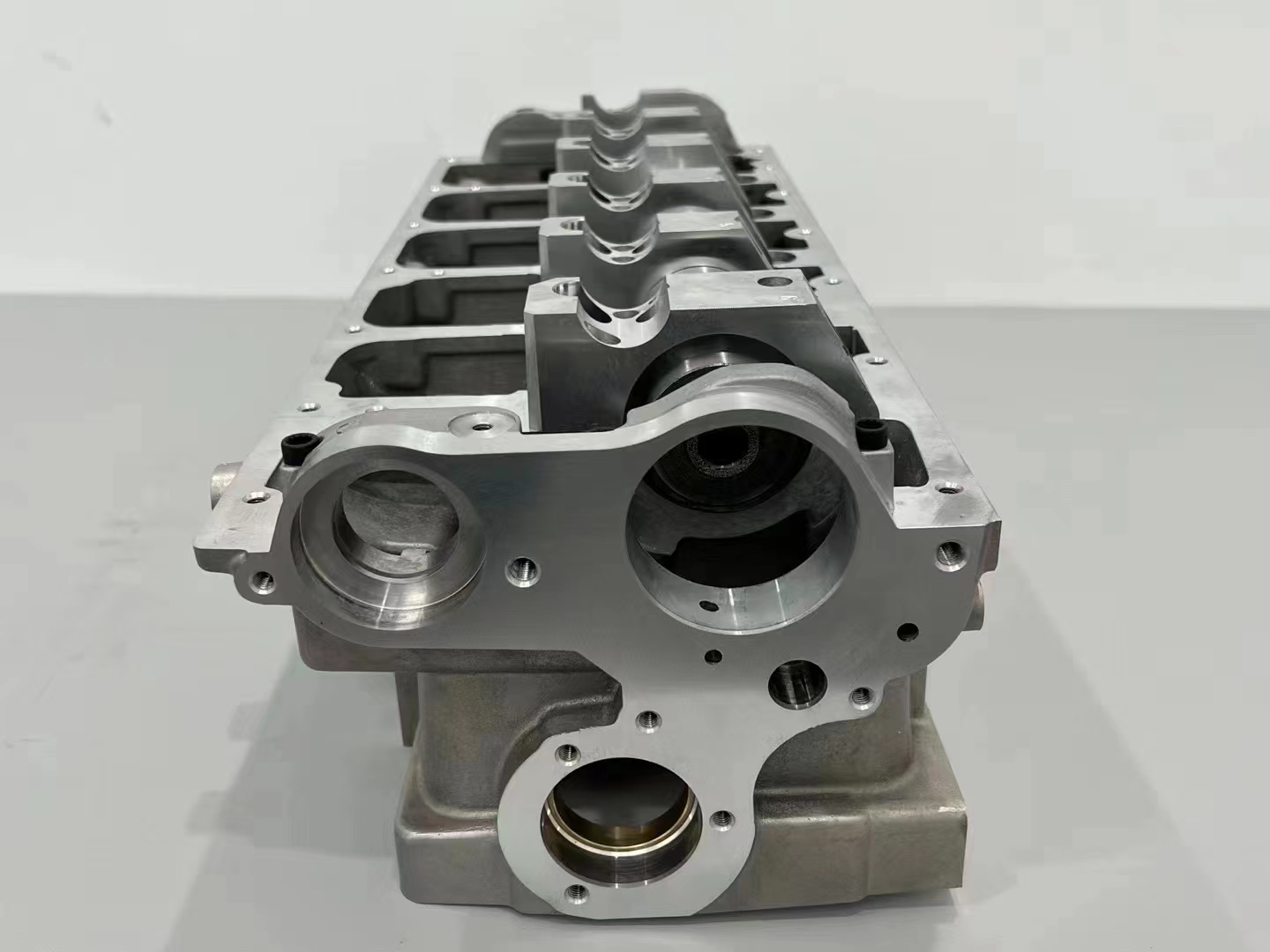 VW 2.5TDI AXD / AXE головка цилиндра Assy 070103063D 10V / 5CYL