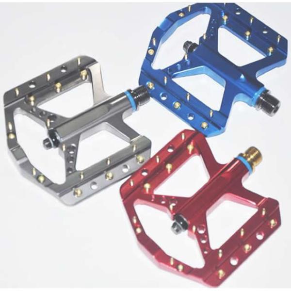 Big Platform CNC Bicycle Pedal B035 Sealed Bearing Mountain Bike Alloy Pedal Anodized with Customer's Logo