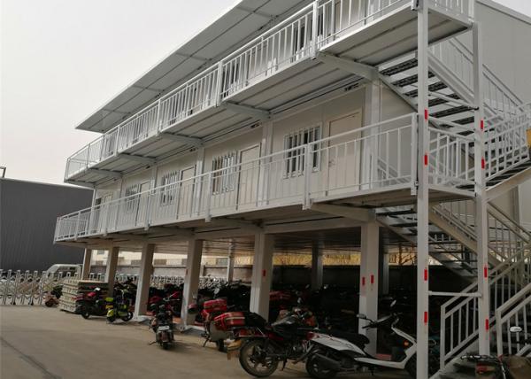 Eco - Friendly Large Container Homes With Steel - Glass Wool Sandwich Panels