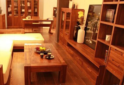 Отрезанная облицовка отрезка кроны черного грецкого ореха отрезка естественная деревянная для переклейки