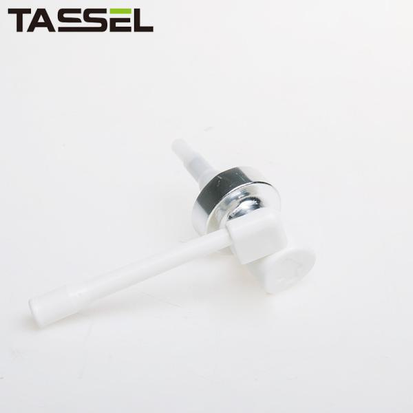 18Mm 20Mm Nasal Throat Mist Pump Sprayer Handheld With Long Nozzle