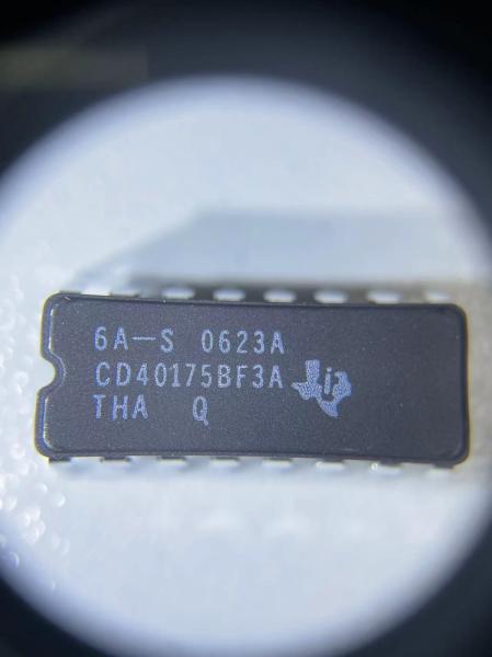 CD40175BF3A CD40175B MIL CMOS QUAD Semiconductor IC Chip D-TYPE FL