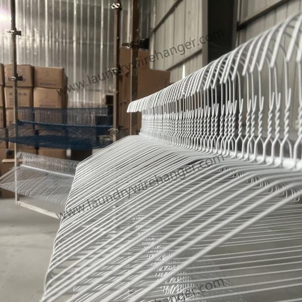 2.3mm Steel Laundry Wire Hanger In White For Laundromat