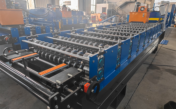 Automatic Hydraulic PLC Control Steel Profile Corrugated Roof Making Roll Forming Machine
