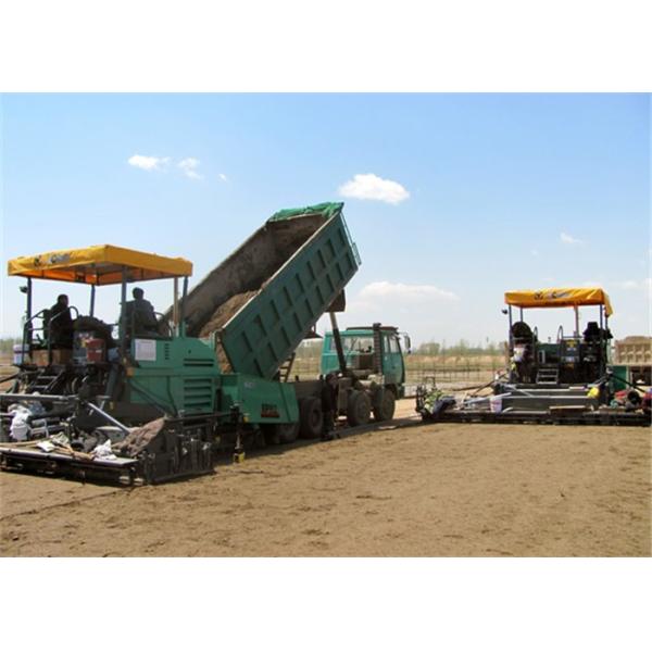 Deutz 150KW Diesel Asphalt Paver Machine , 9.0m XCMG Concrete Road Paving Equipment