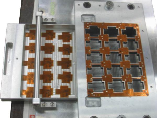 câble rigoureux automatique de poinçonneuse de carte PCB en métal 10T