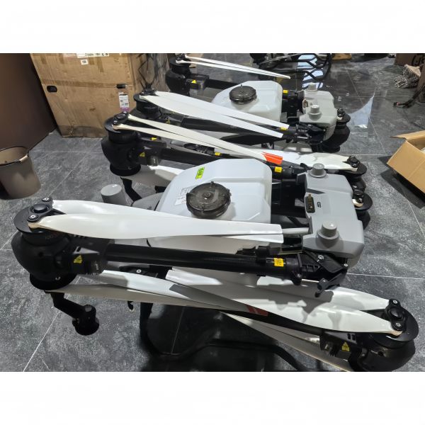 T60 T70 T100 T50 Agricultural Spraying Drone With Intelligent Flight Battery Generator