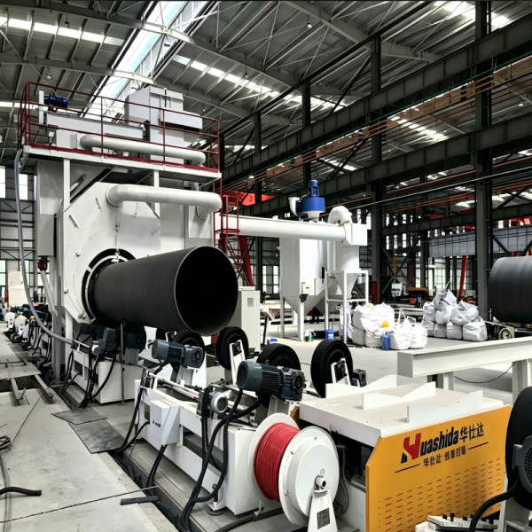 Polyurethane Spraying Thermal Winding Polyethylene Wrapping Production Line