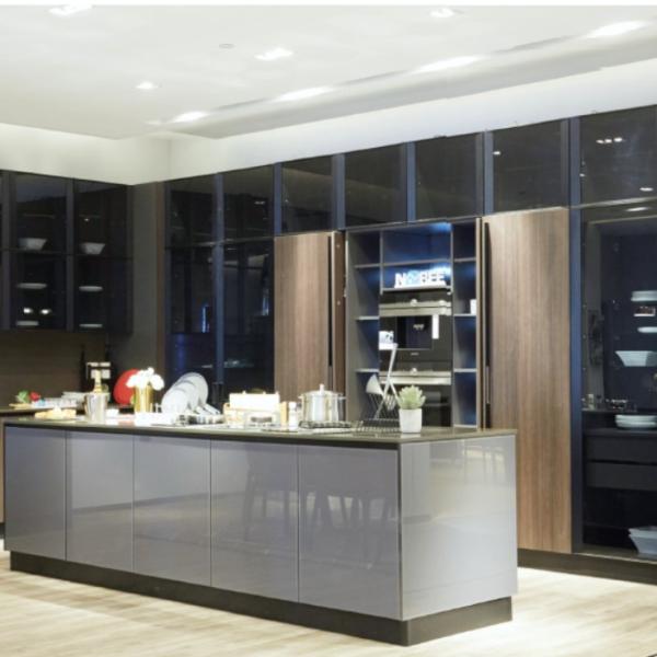 ODM Slab Modern Kitchen Cabinet Makers Paticle Board Carcass