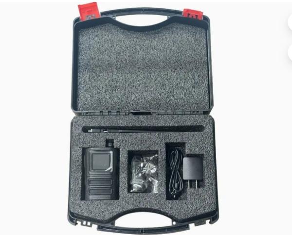 300-6000MHz 2Km Portable Handheld Drone Detector With Digital Receiver