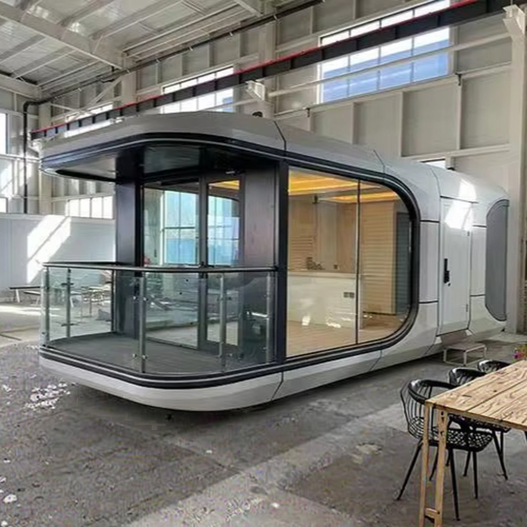 Modular Prefabricated Villa Garden House Capsule Mobile Hotel Camping Space Portable Container Houses for Urban Villas Urban