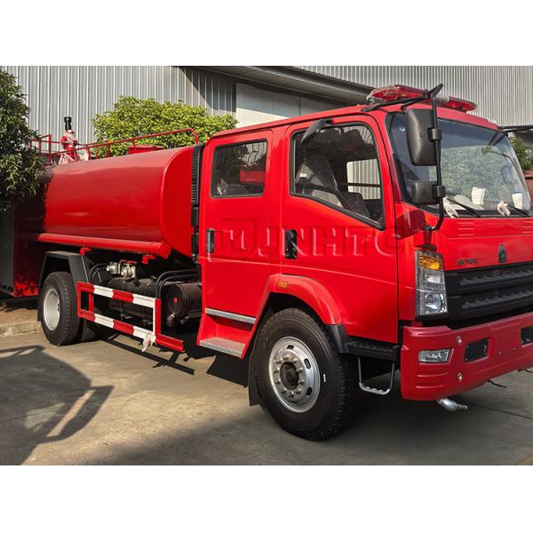 Fabricante HOWO 4x2 5000L Cisterna de agua Camión de bomberos Camión de combate a incendios Equipo de camión de bomberos Vehículo de bomberos