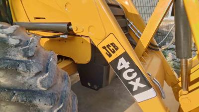 JCB 4CX Motor 262 HP Carregador de segunda mão com capacidade de balde de 3,3 M3