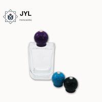 La boule a formé le chapeau de luxe de parfum de Zamac avec la couleur différente de bouteille de Crystal For FEA15 pour l'option