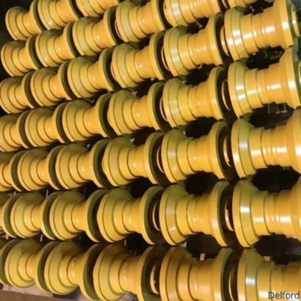 35MnB Excavator Undercarriage Parts Bottom Roller Top Roller Idler Sprocket