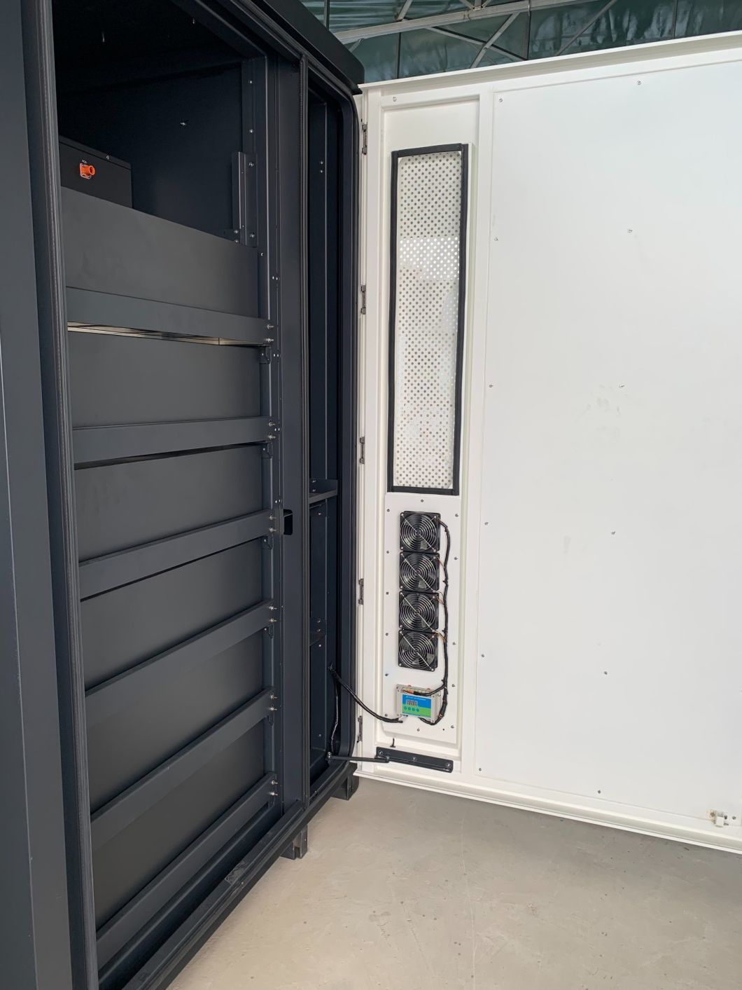 1228.8V 280ah LiFePO4 Батарея Bess Система хранения энергии для коммерческой настройки