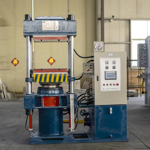 Smooth Vulcanization Process with 125-200mm Plate Clearance Plate Vulcanizer Machine