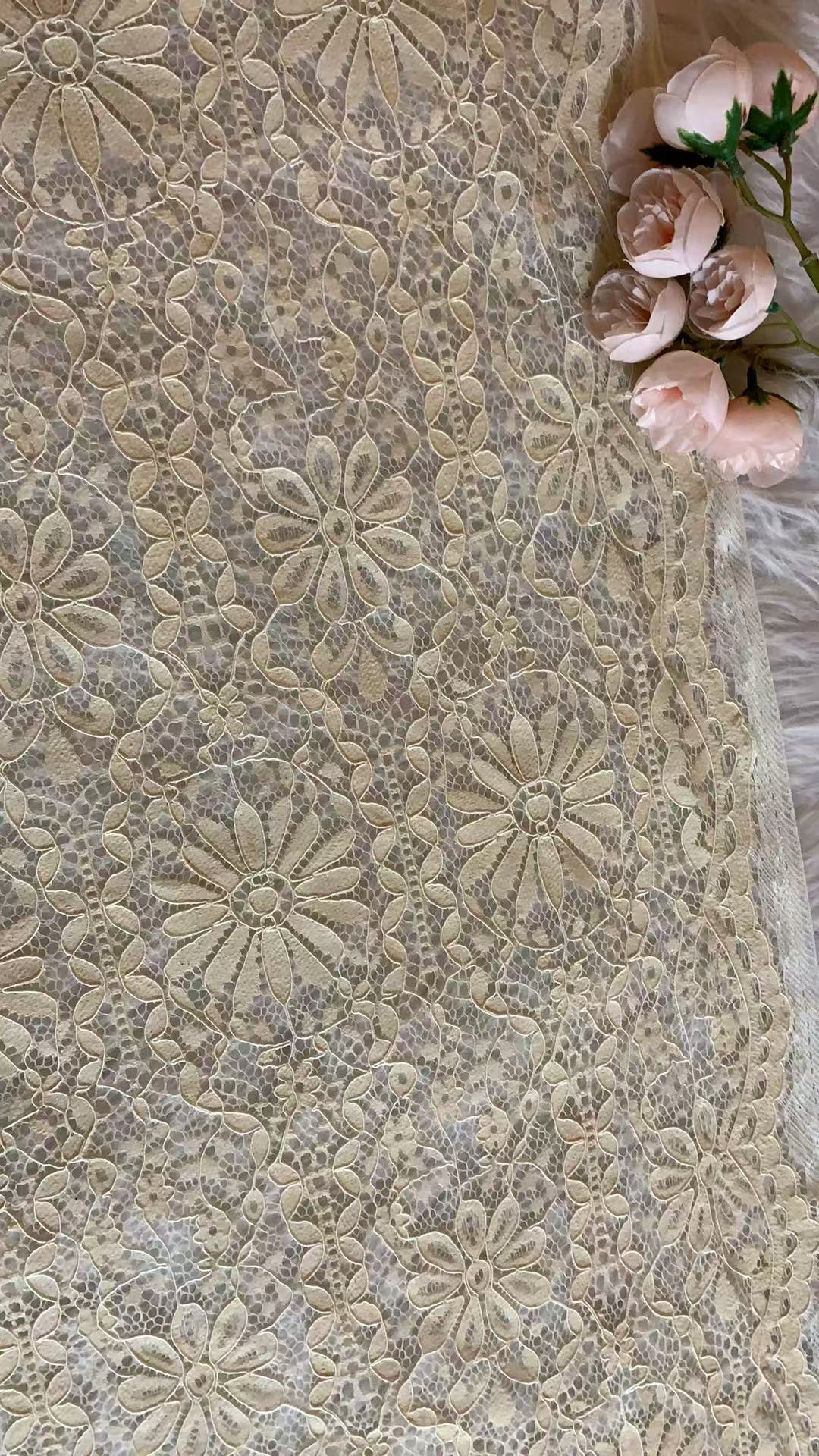 Nylon/Cotton Retro Large Flower Stretch Lace Fabric with 150cm Width for Wedding Garments and DIY Crafts