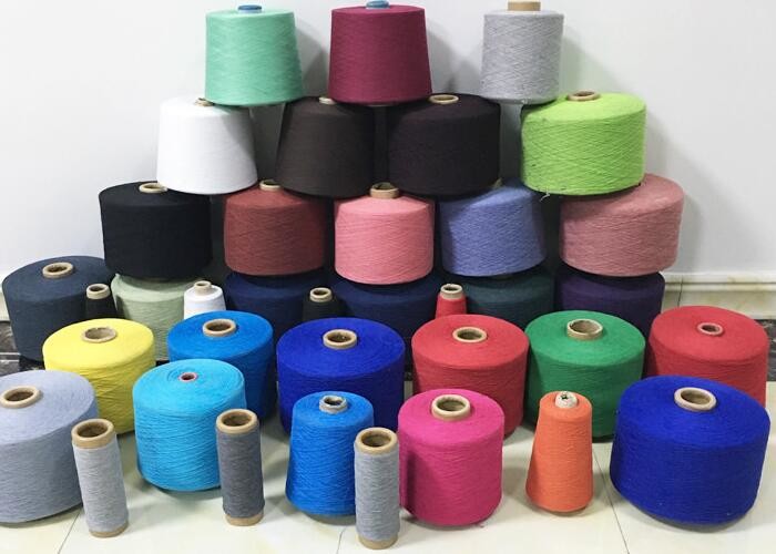 Long Stapled Ring Spinning 100% Pure Cotton Yarn 10nm 20nm For Knitting Gloves