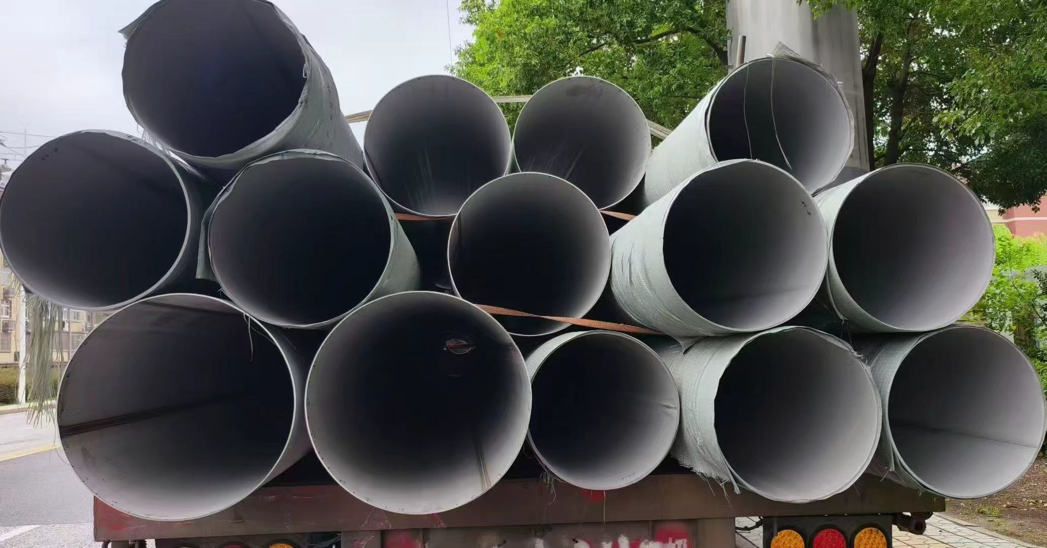 API 5L X60 ERW Carbon Steel Line Pipe 8 Inch SCH40 12 Meter Sour Service For Oil Transmission
