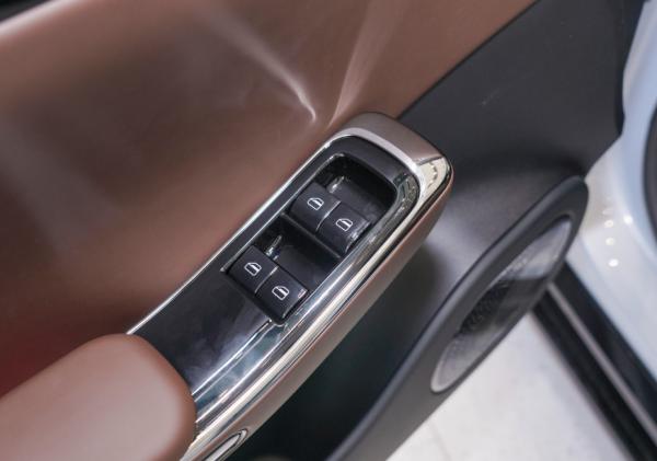 2025 Luxury C01 Leapmotor Car New Energy  Automatic Electric Vehicle Hybrid Sedan Car