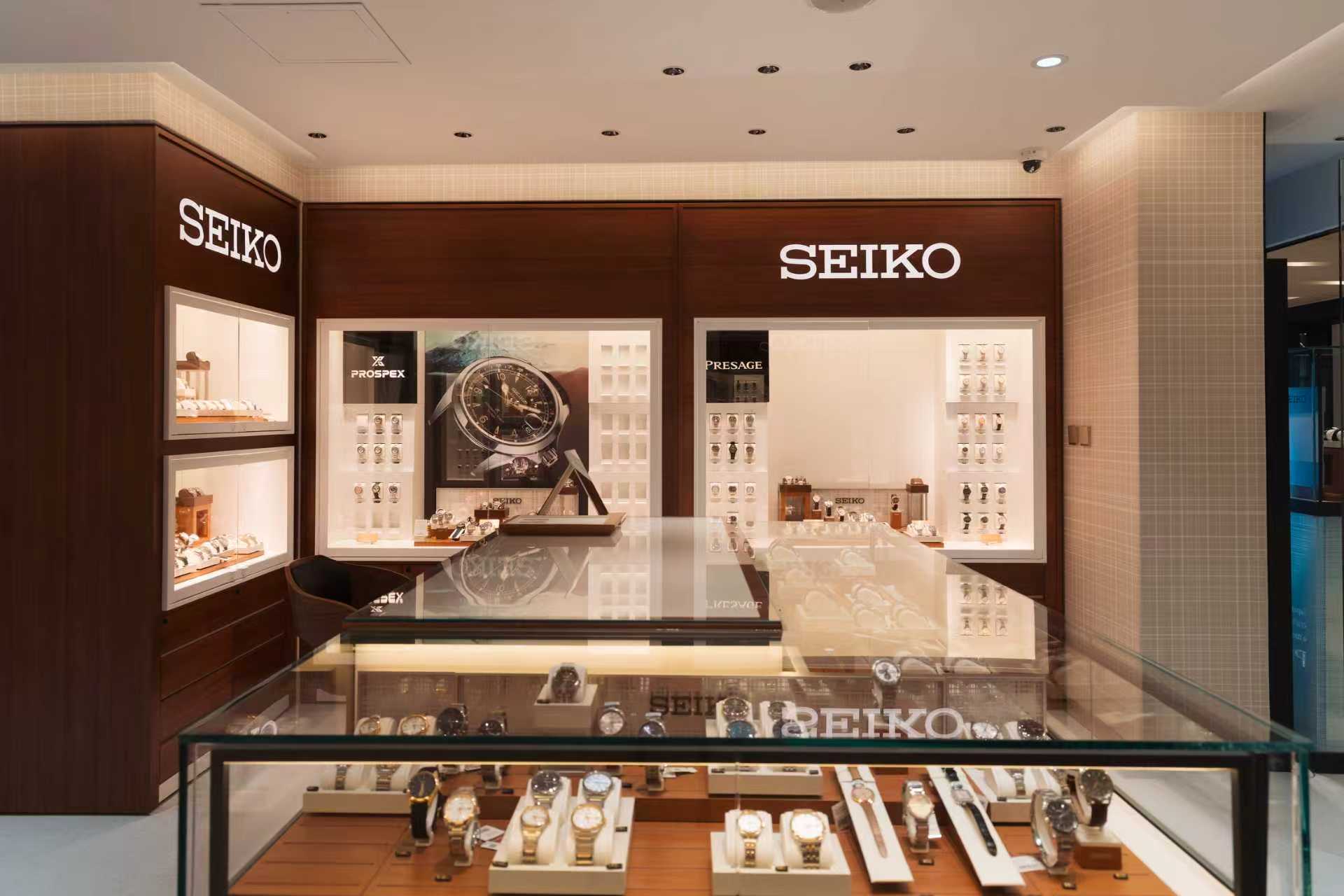 High-end wristwatches are custom-made for the entire store