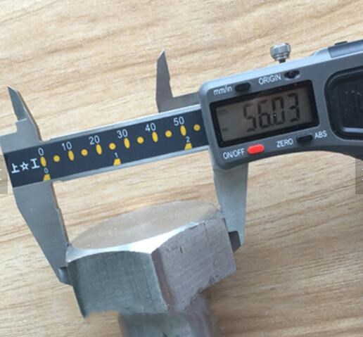 DIN 931 Stainless Steel 316 Pan Head Screw Half Thread Screw Zinc Plate Surface