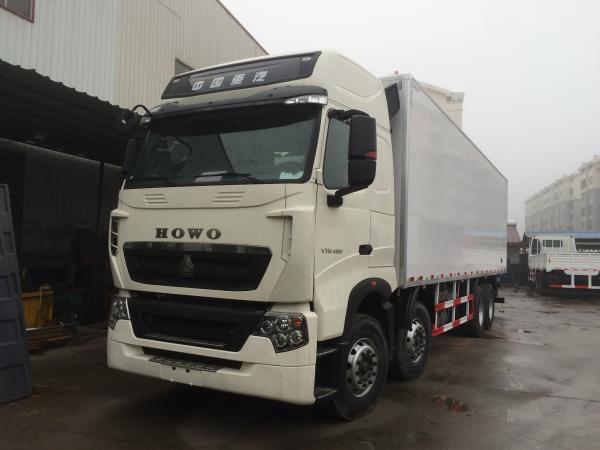 8x4 Refrigerated Box Truck with closed FRP Sandwich Panels Container , Cargo Van Truck