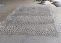 o Pvc da malha W1.5m de 100*120mm revestiu caixas do fio para pedras