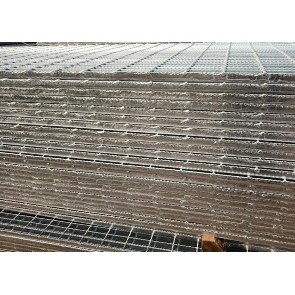 Hot Dip Galvanized Serrated Steel Grating For Anti Slip Bridge Decking