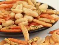 As vitaminas picantes secas/do Puffering arroz do biscoito da mistura contiveram o ponto baixo - criança da caloria amigável