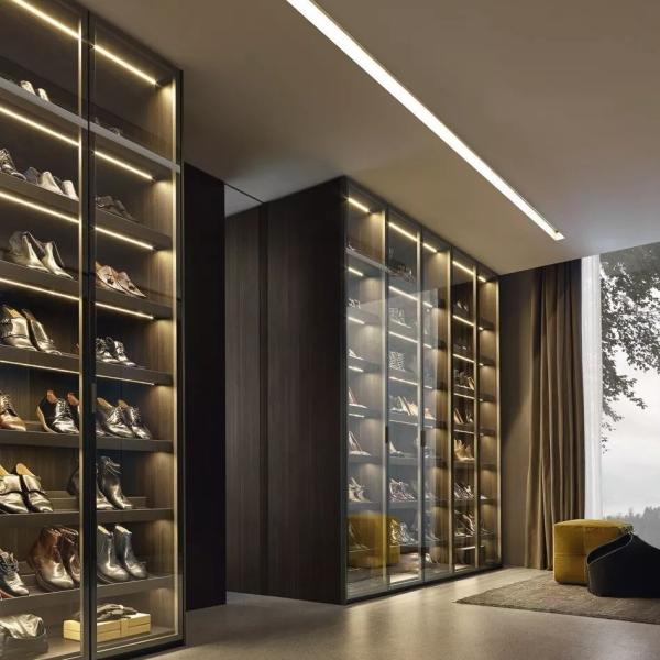 U Shape Walk In Closet Organizer Solid Pine Wooden Custom Walk In Wardrobe