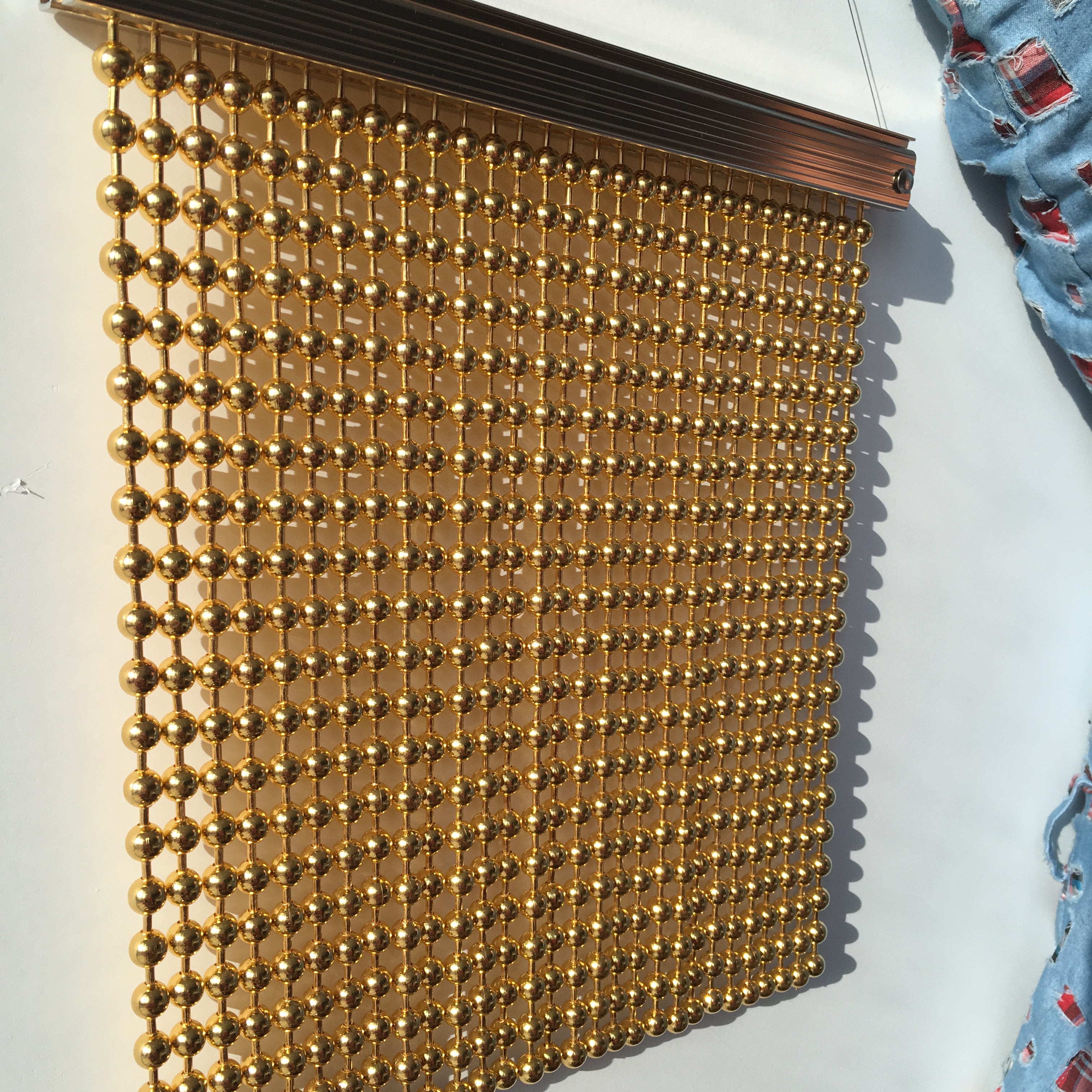 Rust Resistant Metal Bead Ball Curtains as Space Divider with Custom Colors for Indoor Decorative Metal Beaded Curtains