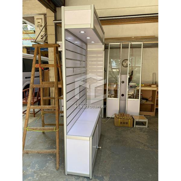 MDF grosso da vitrina 16mm de Slatwall dos acessórios do telefone da luz T5