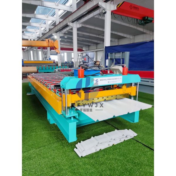 Automatic 1040 Trapezoidal Plate Roll Forming Machine 13 Stations 10-15m/Min Speed And 300H Steel Frame