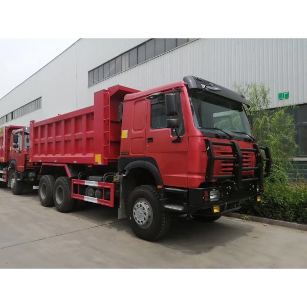 Sinotruk HOWO 371HP 6x4 Heavy Duty Dump Truck 40-60 Tons Tipper Truck for Mining and Construction