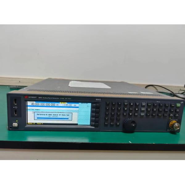 Keysight N5183B MXG X-Series Microwave Signal Generator 9 kHz to 40 GHz with +19 dBm Output Power and 600 µs Switching Speed