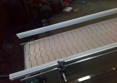 POM Slat Conveyor Slat Chain Type Conveyor for Bottle and Tin Conveying
