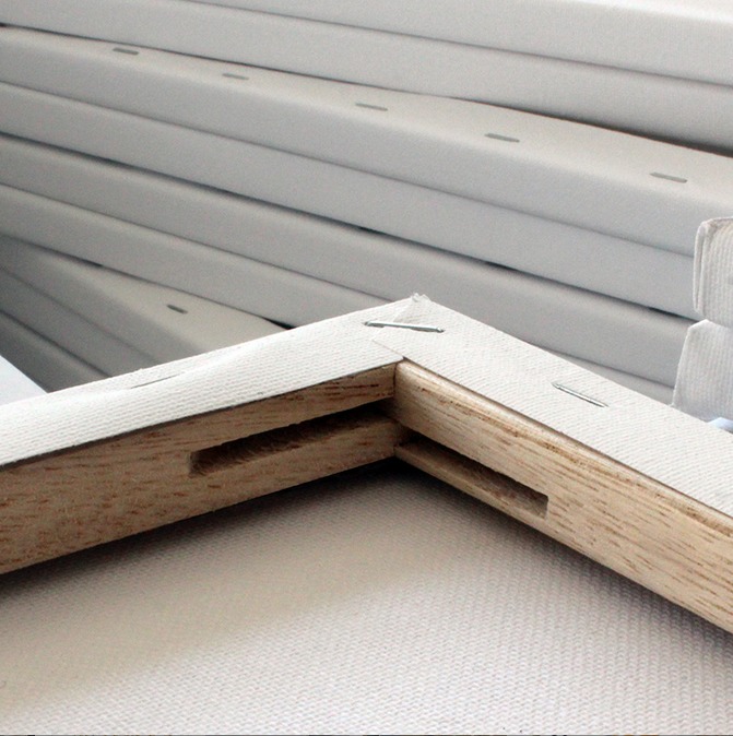 Custom Size 100% Cotton Stretched Canvas Board with Wood Frame for Oil Painting - Matte Finish White 380g Thickness