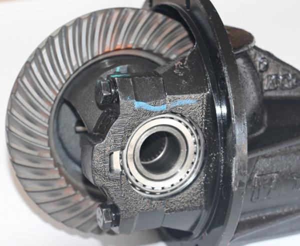 Chevrolet SGMW Rear Axle Differential 9 44 Speed Ratio Black Half Shaft with 25 Teeth