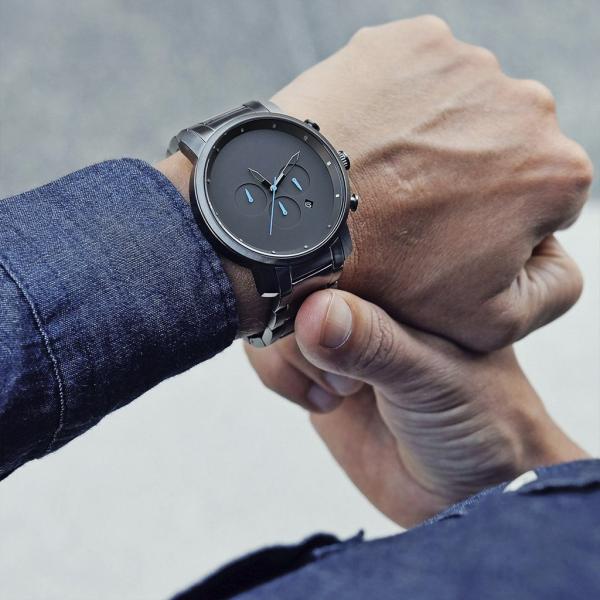 Trend design Gun black chronograph quartz watch with stainless steel