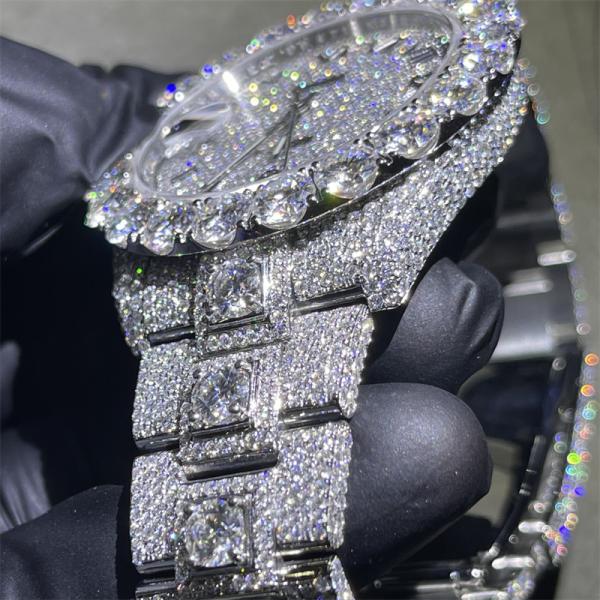 O corte brilhante redondo Moissanite Rolex olha o quartzo de Bling congelado para fora do relógio dos homens