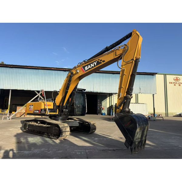 2023 YEAR USED SANY SY215C-9 CRAWLER EXCAVATOR IN EXCELLECNT CONDITION