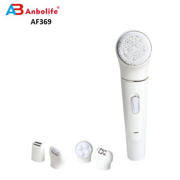 Глубоко очищающая щетка для ухода за кожей с множеством аксессуаров