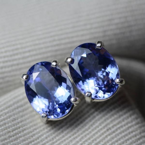 boucles d'oreille naturelles véritables de Tanzanite d'ovale de l'or 14k blanc avec la CZ