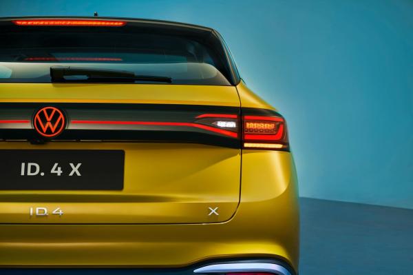 125KW EV Compact SUV VW ID4 X Pro New Energy Luxury Electric Vehicles 160Km/H