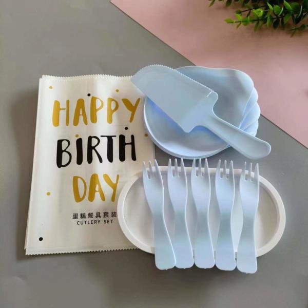 Disposable Knife and Fork Set for Birthday Cake Package Size 57.00cm * 52.00cm * 37.00cm