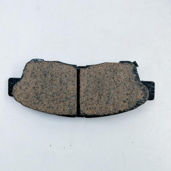 04465-05010 Korean Motorcycle Auto Brake Pads for Renault Trucks D562 D695 SP1110