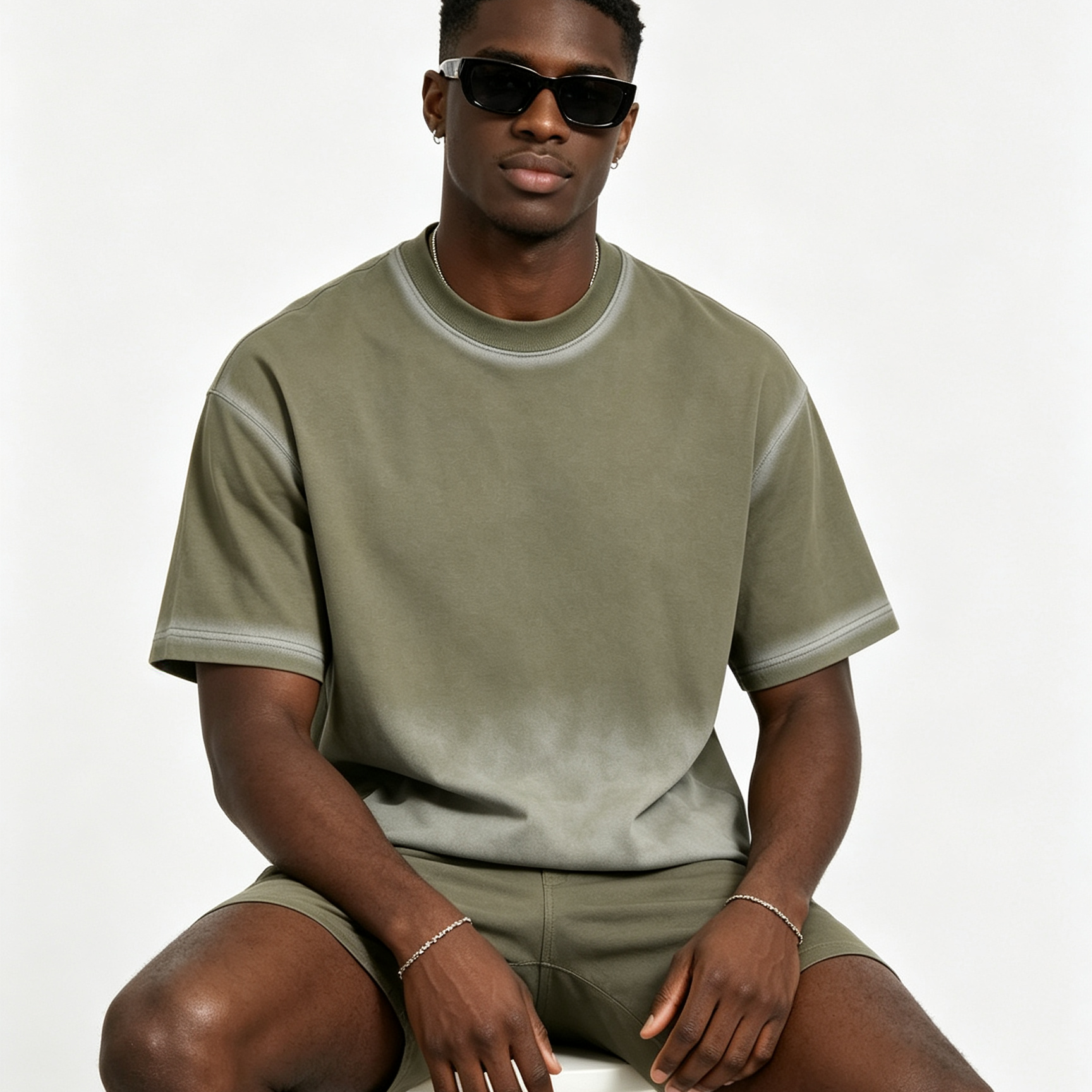 280GSM Heavyweight Cotton Tee Gradient Spray Snow Wash T Shirt Retro