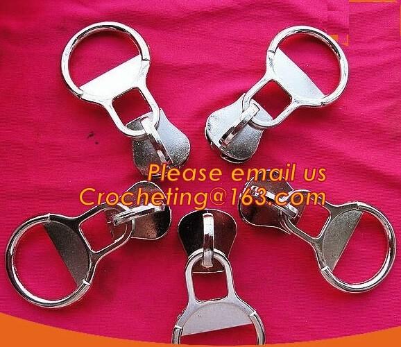 One side Embossed 3D logo, one side engraved logo gold tone garment/apparel metal zipper pull made in china